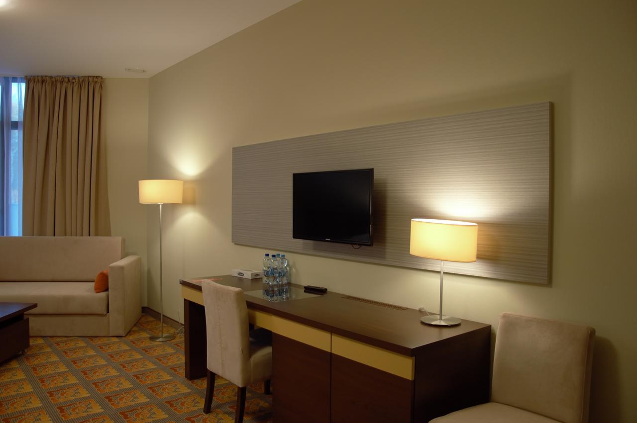 Hotel Via Baltica Łomża Εξωτερικό φωτογραφία