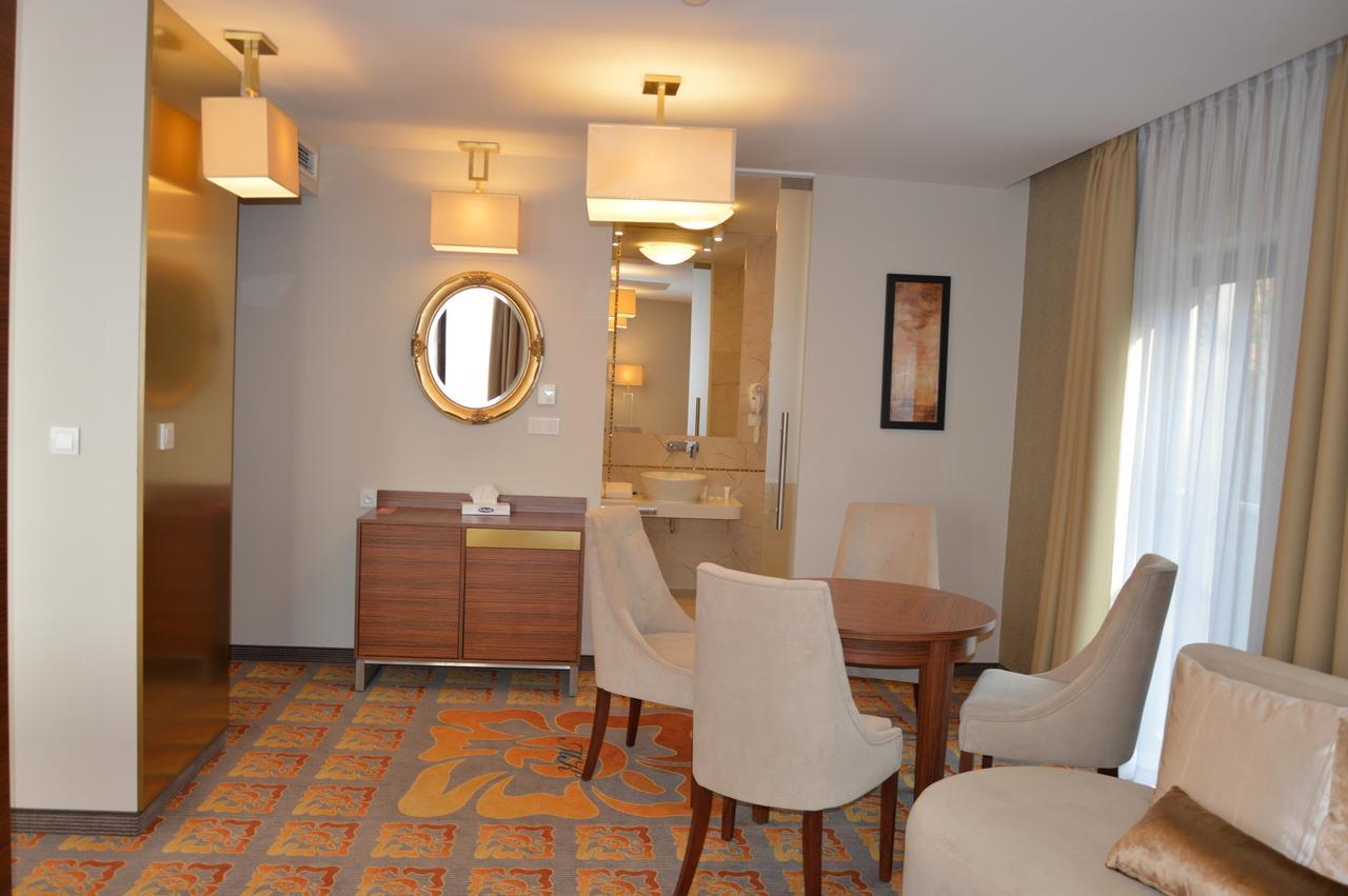 Hotel Via Baltica Łomża Εξωτερικό φωτογραφία