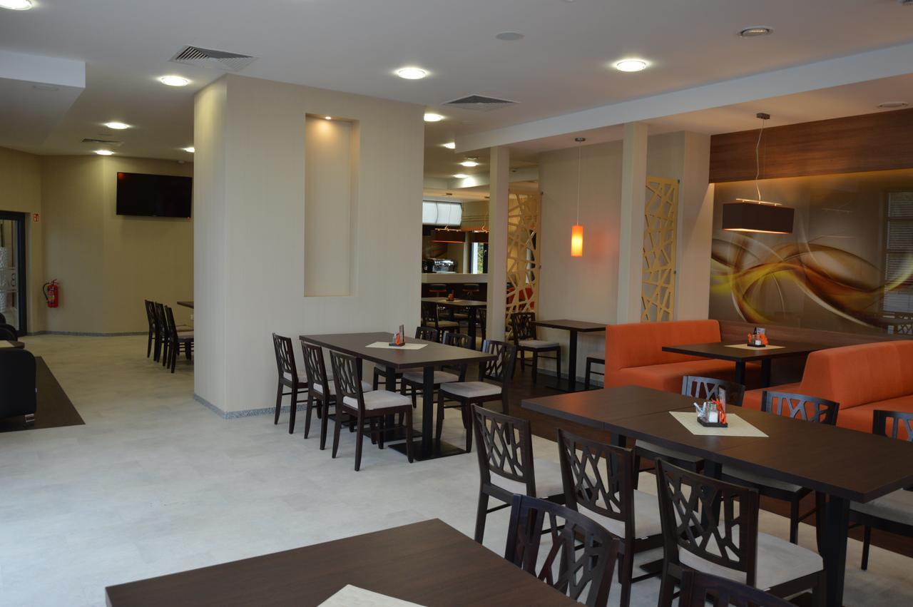 Hotel Via Baltica Łomża Εξωτερικό φωτογραφία